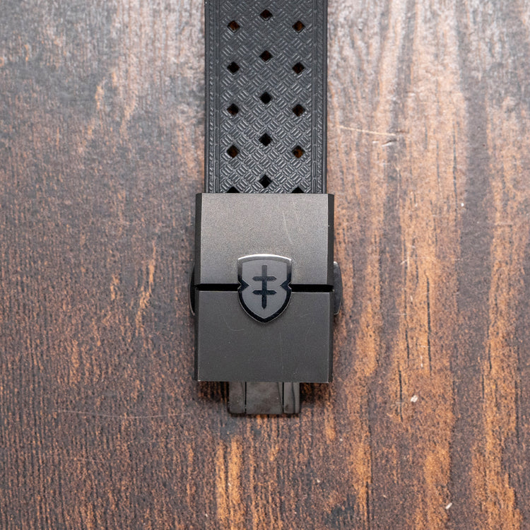 2022 Elliot Brown Beachmaster Nivo GMT Grey PVD 41mm