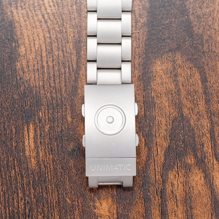 2025 Unimatic Modello Quattro UT4 Quartz on Bracelet 40mm