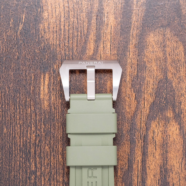 2025 Panerai Luminor Base Logo White 44mm PAM01087