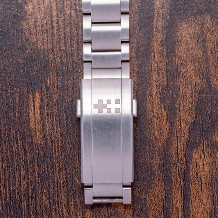 2024 Christopher Ward C60 Atoll 300 Shark White 40mm