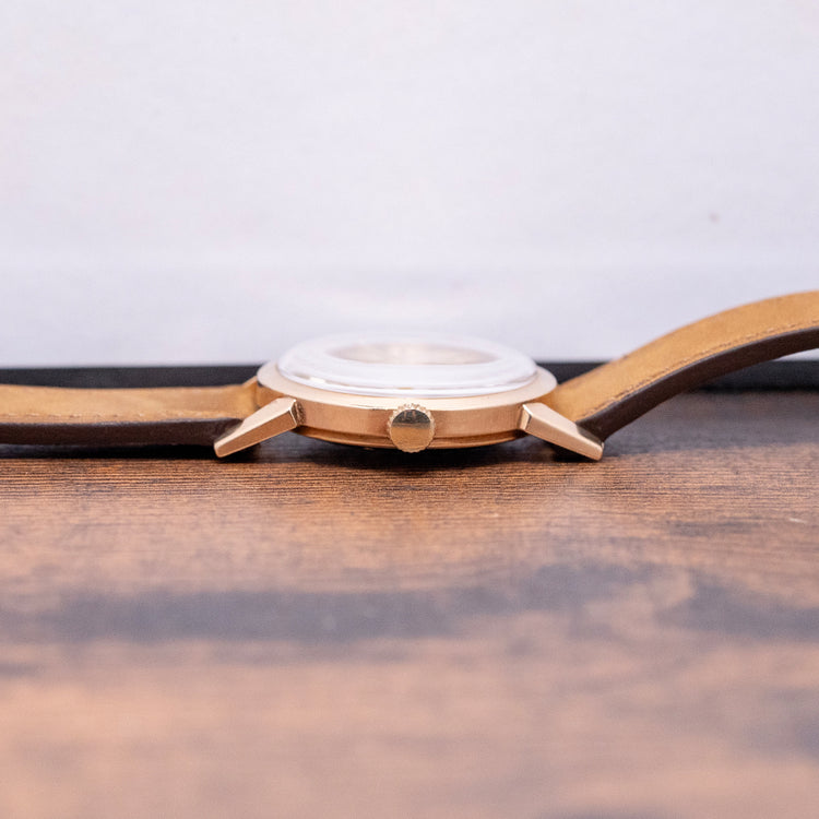 1954 CYMA 'Watersport - Cymaflex' 9ct Gold Cal. R458 32.5mm