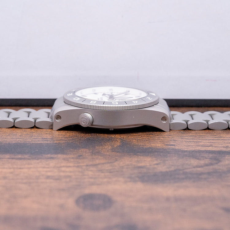 2024 Elliot Brown Holton Auto GMT Whiteout Frosted Steel