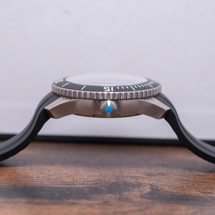 2025 Aera D-1 Diver Black Dial Automatic 300M 44mm