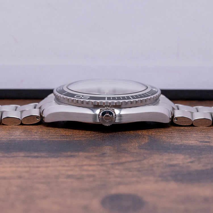 2007 Omega Seamaster Planet Ocean 45.5mm Black 2200.50.00