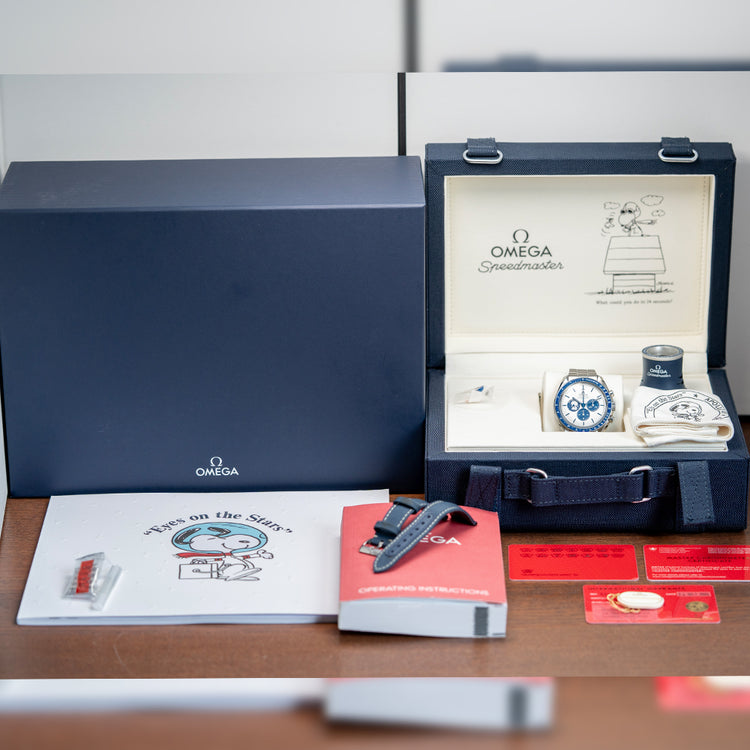 2024 Omega Speedmaster 'Silver Snoopy' 42mm 310.32.42.50.02.001