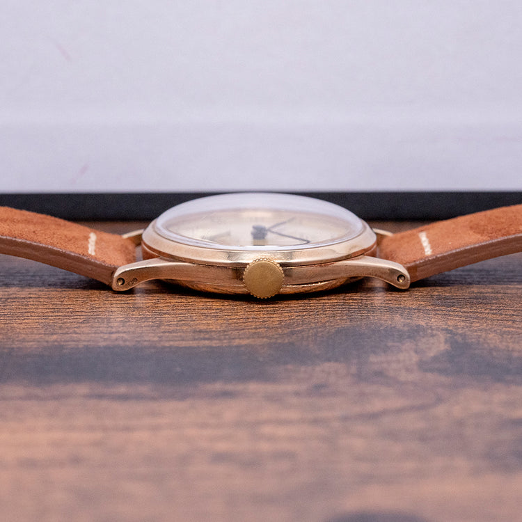 1947 Omega 9ct Gold Cal. 30T2 "Lemon Dial" 33mm