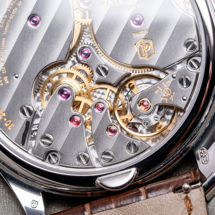 2025 Unworn Patek Philippe Calatrava Platinum 38mm 6196P-001