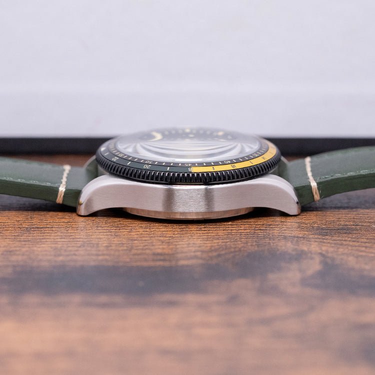 2025 AVI-8 Flyboy Airmaster GMT Fuselage Green 40mm