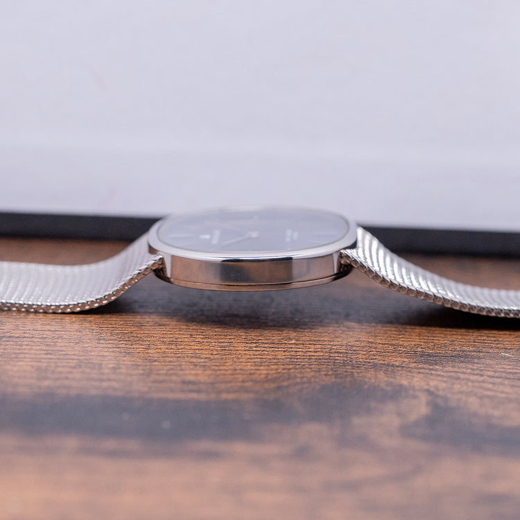 1970s Universal Geneve White Shadow Automatic Blue 866050