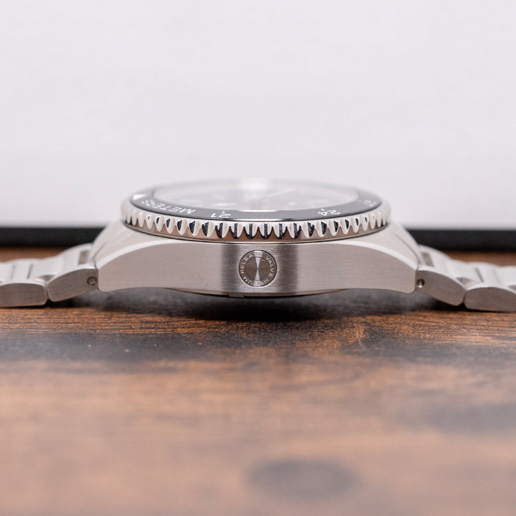 2023 echo/neutra CRISTALLO Professional Diver Blue 42mm