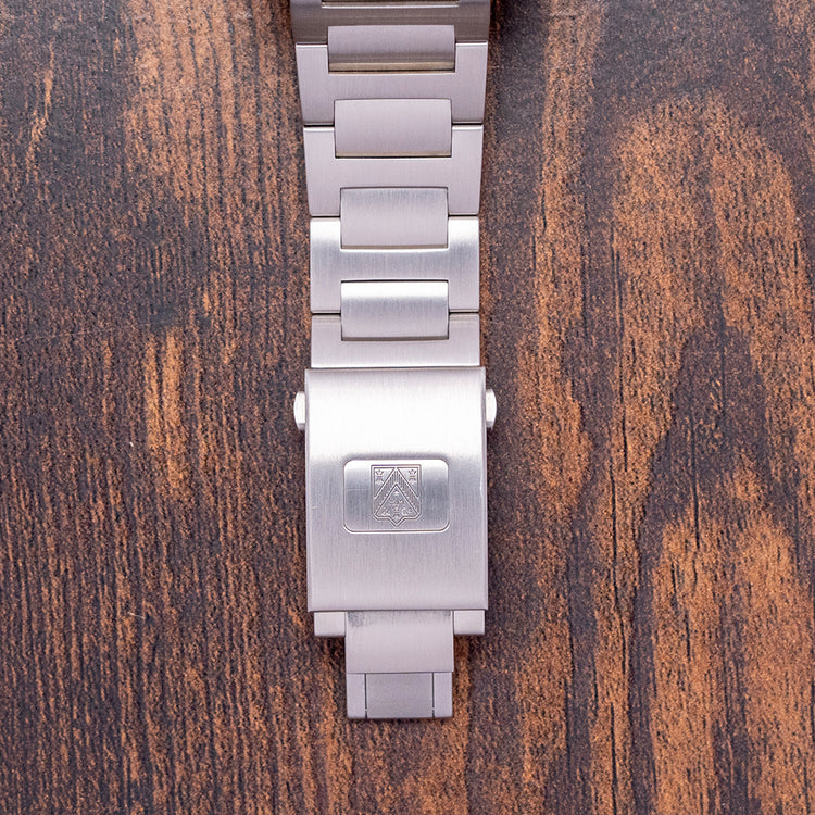 2017 H.Moser & Cie Pioneer Perpetual Calendar Midnight Blue 43mm 3800-1200