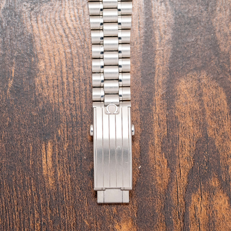 2024 Omega Speedmaster 'Silver Snoopy' 42mm 310.32.42.50.02.001