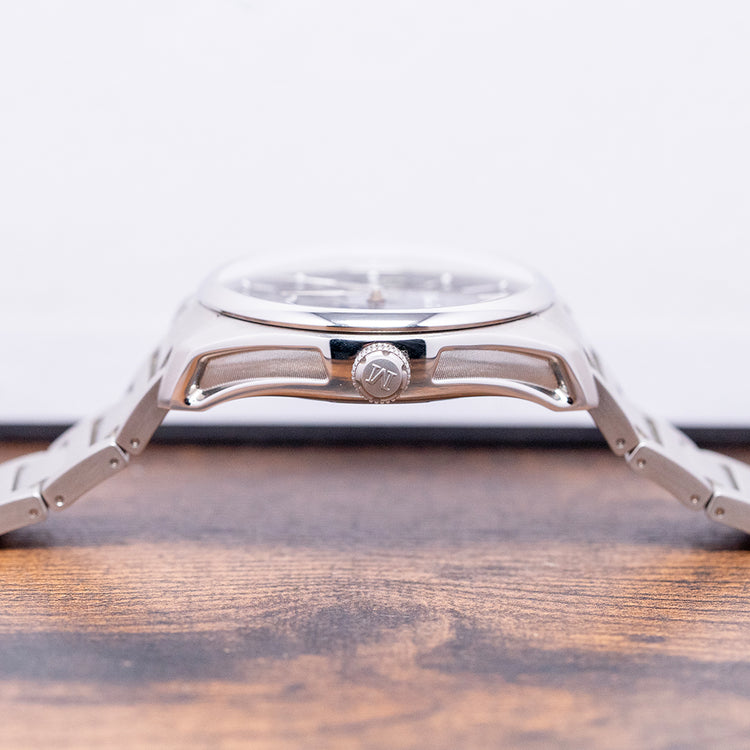 2017 H.Moser & Cie Pioneer Perpetual Calendar Midnight Blue 43mm 3800-1200