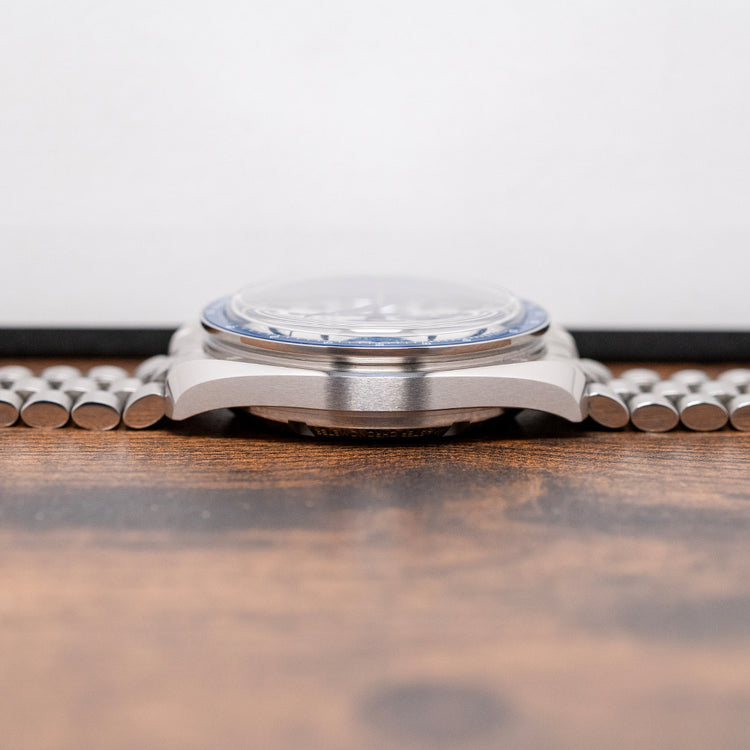 2024 Omega Speedmaster 'Silver Snoopy' 42mm 310.32.42.50.02.001