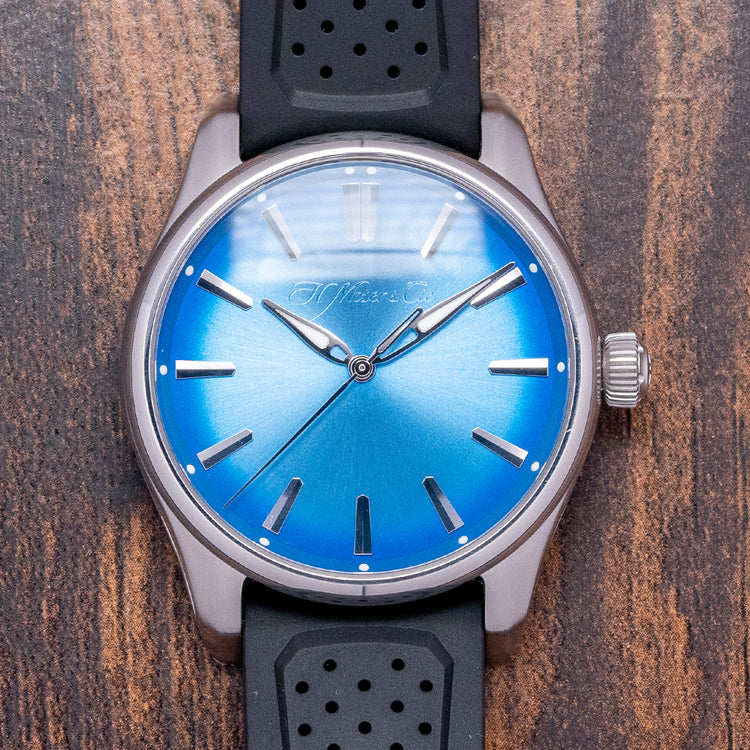 2023 H.Moser & Cie Pioneer Centre Seconds 40mm Arctic Blue