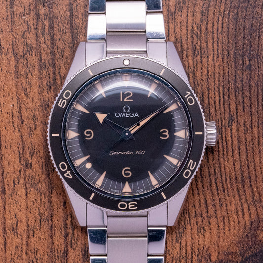 2021 Omega Seamaster 300 Heritage Black 324.30.41.21.01.001