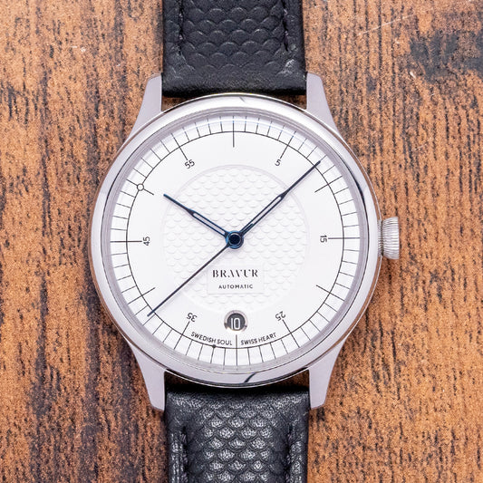 2024 Bravur x Wingårdh Limited Edition Light White 37mm