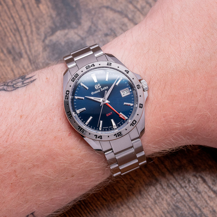 2021 Grand Seiko GMT Quartz Blue SBGN005G on Bracelet