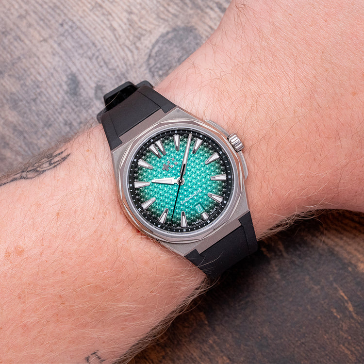 2025 Christopher Ward Twelve Ti Aurora Green 40mm on Rubber