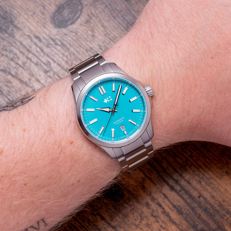 2022 Christopher Ward C63 Sealander Lucerne Blue LE 39mm