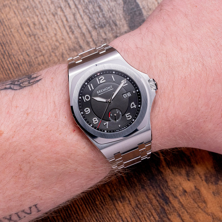 2022 Bremont H1 Supernova 40mm Pitch Black Automatic