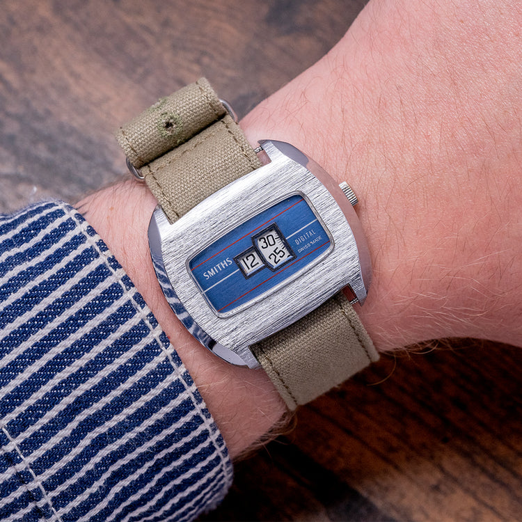 1970s Smiths Digital "Jump Hour" Blue Dial 42mm Manual