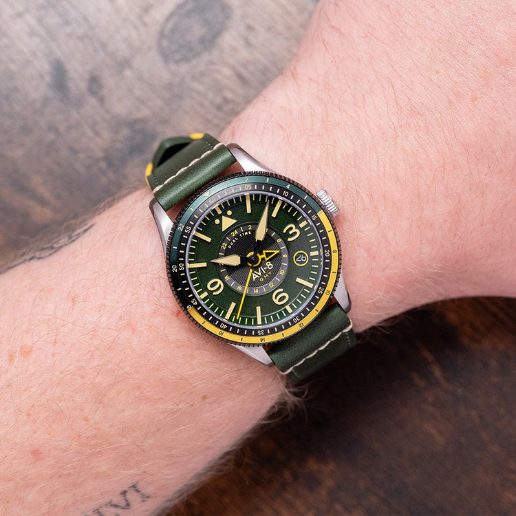 2025 AVI-8 Flyboy Airmaster GMT Fuselage Green 40mm