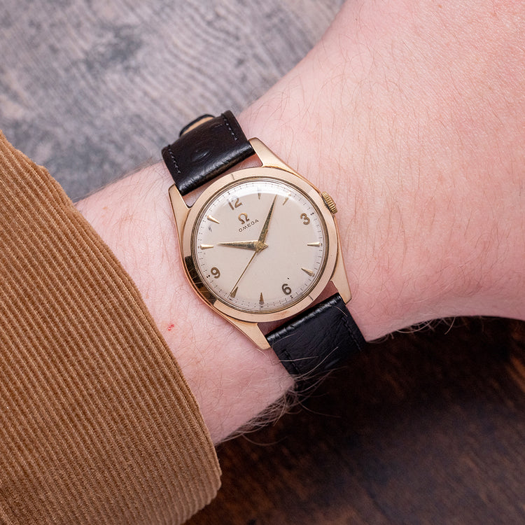 1954 Omega 'Calatrava' Cal. 420 9ct Gold Dennison Case 33mm