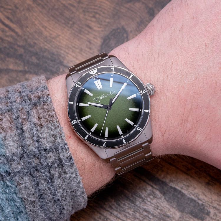 2021 H. Moser and Cie Pioneer Centre Seconds Green Collective C.02