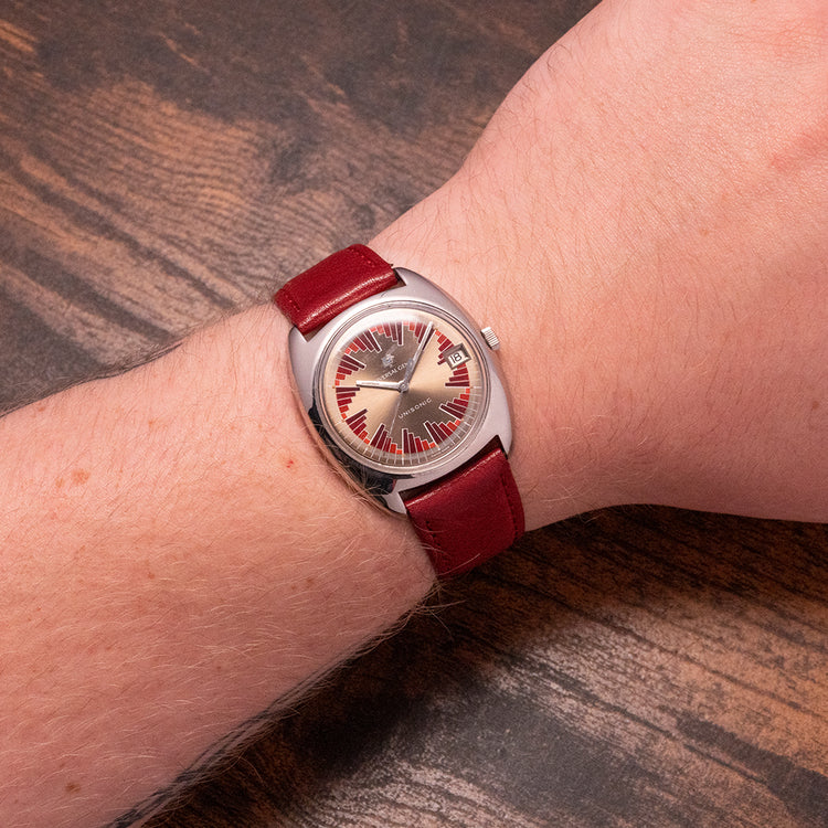 1967 Universal Geneve Unisonic Rare Buzzsaw Dial 852101