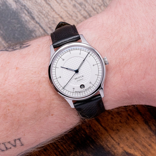 2024 Bravur x Wingårdh Limited Edition Light White 37mm