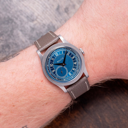 2022 Baltic X A Collected Man MR01 Blue Roulette Limited 36mm