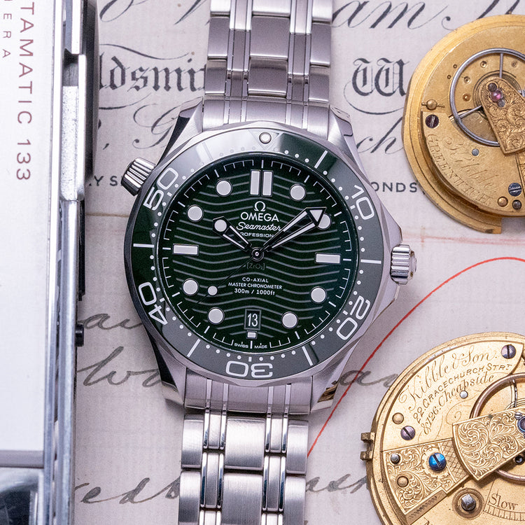2022 Omega Seamaster 300M Green Bracelet & Rubber 210.30.42.20.01.001