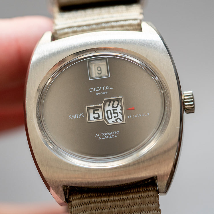 1970s Smiths Automatic Digital Jump Hour Gradient Dial - vault