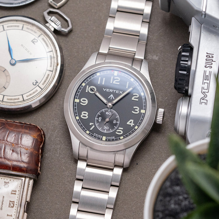 2024 Vertex M100A Automatic 40mm on Bracelet + Straps