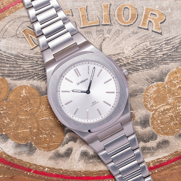 2025 D1 Milano Ultra Thin 1970 Groovy Silver Quartz 39mm
