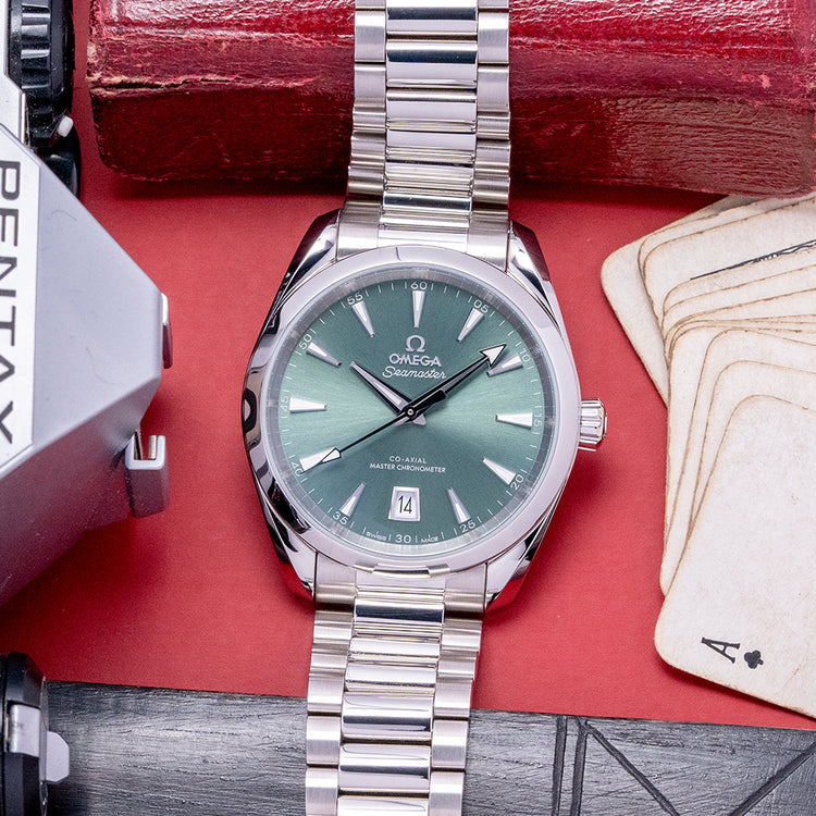 2023 Omega Aqua Terra Shades 38mm Bay Green 220.10.38.20.10.002