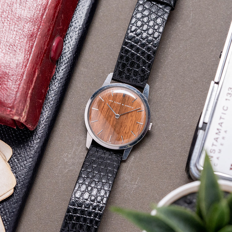 1967 Van Cleef & Arpels Universal Genève “Wood” Dial 842101