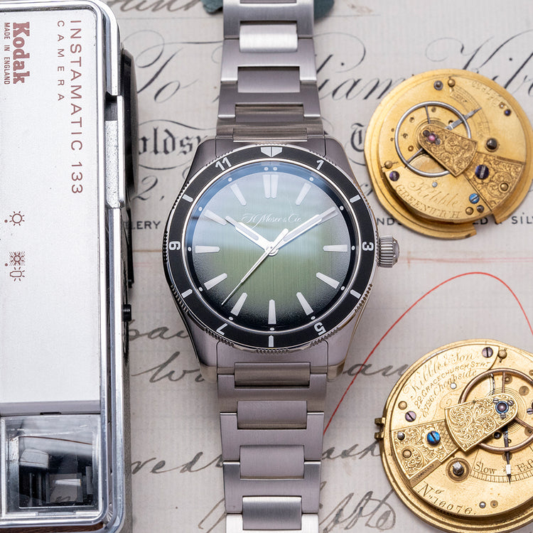 2021 H. Moser and Cie Pioneer Centre Seconds Green Collective C.02