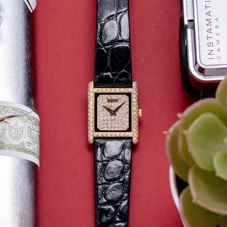 1979 Piaget Classique Yellow Gold Onyx Diamonds 40825 20x25mm