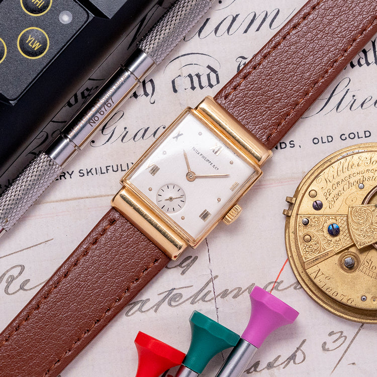 1940 Patek Philippe 18ct Gold Hooded Lugs Cal. 9"90 1438