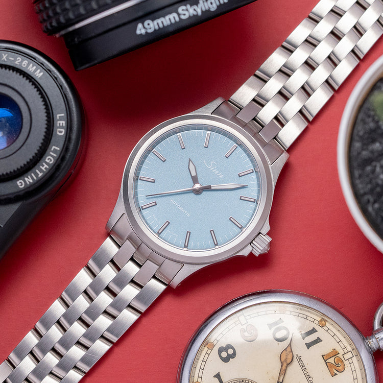 2022 Sinn 556 Aquamarine Blue Limited Edition 38.5mm 556.0115