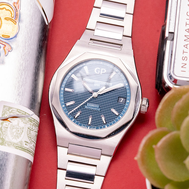 2022 Girard Perregaux Laureato 42 Blue Auto 81010-11-431-11A