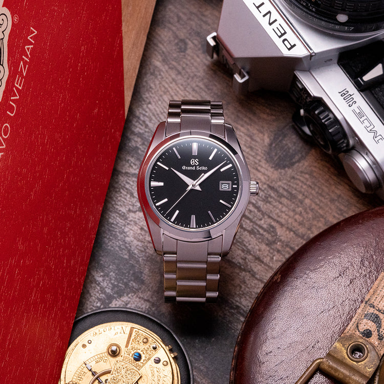 2022 Grand Seiko Heritage 37mm Quartz Black SBGX261