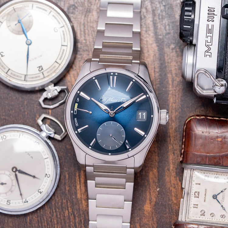 2017 H.Moser & Cie Pioneer Perpetual Calendar Midnight Blue 43mm 3800-1200