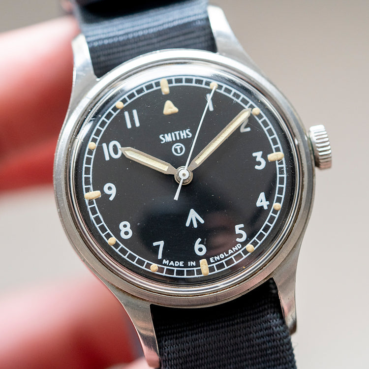 1968/69 Smiths W10 British Military Unsigned Civilian Model - vault