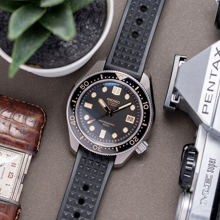 2020 Seiko Prospex Diver 300m Hi-Beat Limited Edition SLA025