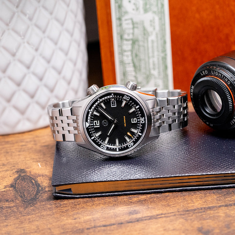 2025 Zelos Helmsman SS 'Midnight' Limited Auto 40mm