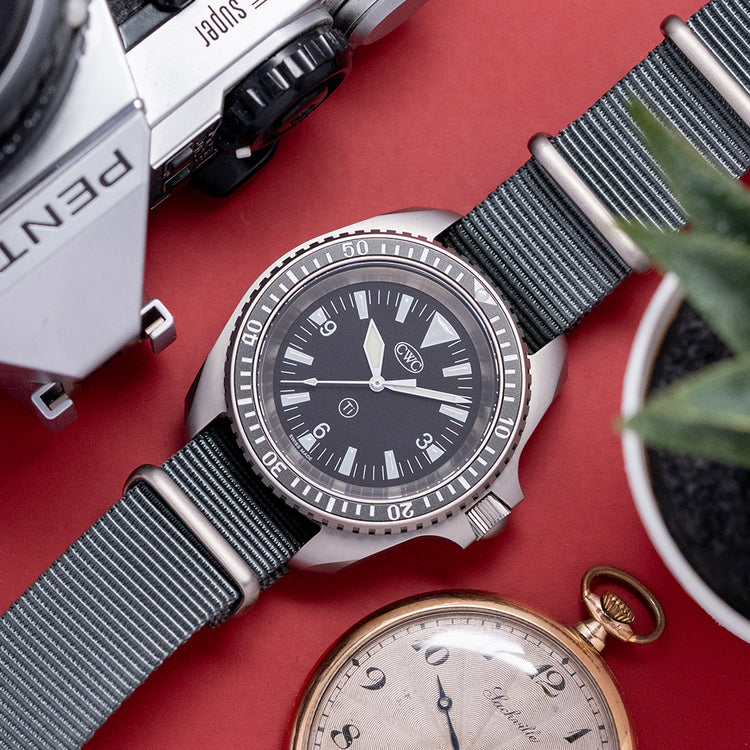 2025 CWC Ti300 Titanium Quartz Diver 41.5mm