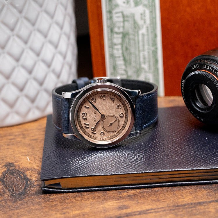 2021 Baltic MR01 Salmon Numbered Edition 36mm